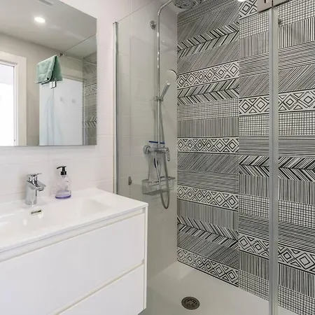 Ar1 Bright With Beautiful Sea Views Apartment *