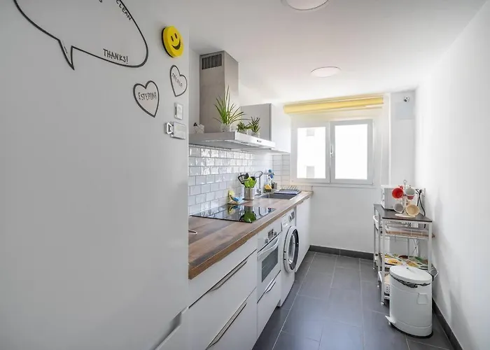 Διαμέρισμα Ar1 Bright With Beautiful Sea Views Εστεπόνα